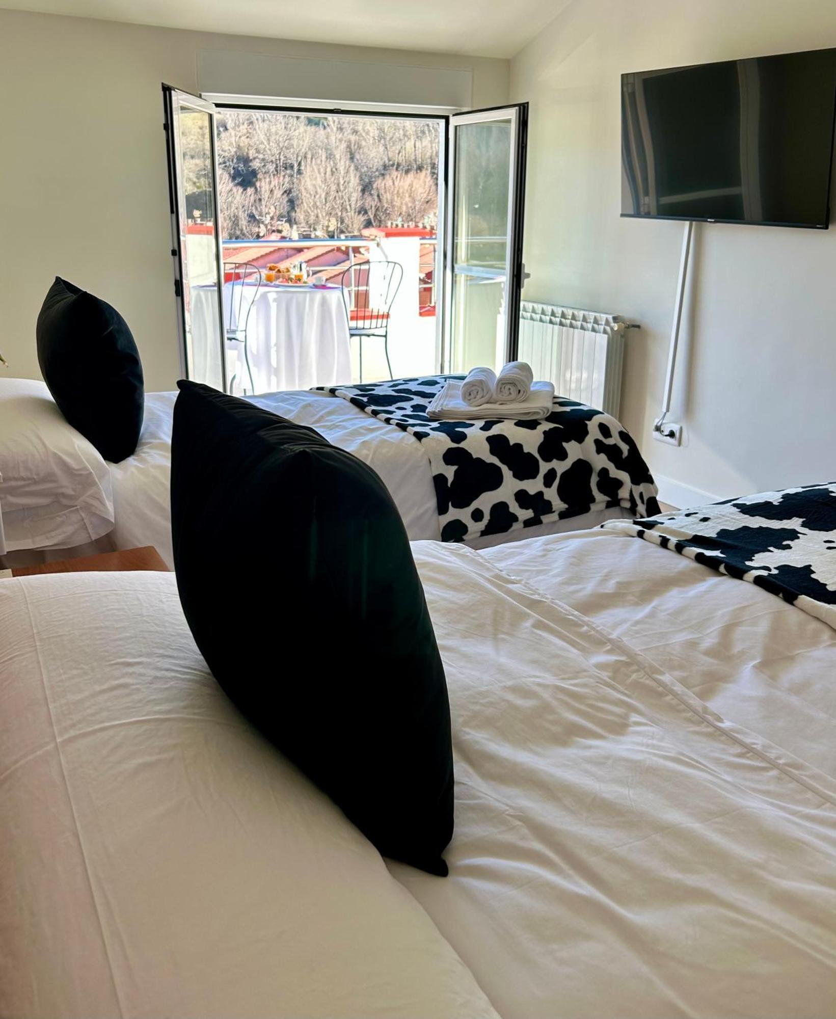 Hotel Bicis & Vacas à La Pola de Gordon Extérieur photo