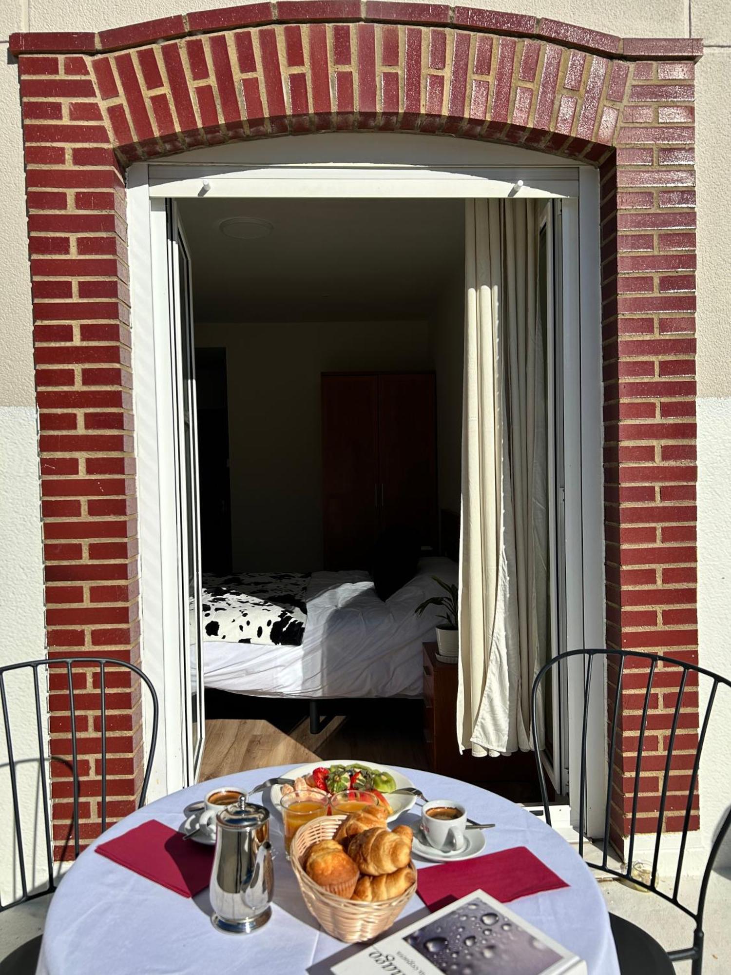 Hotel Bicis & Vacas à La Pola de Gordon Extérieur photo